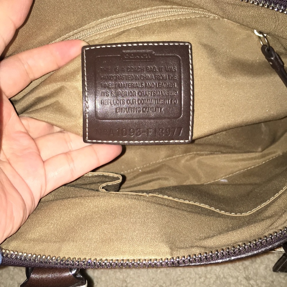 Classic coach purse - Picture 5 of 5